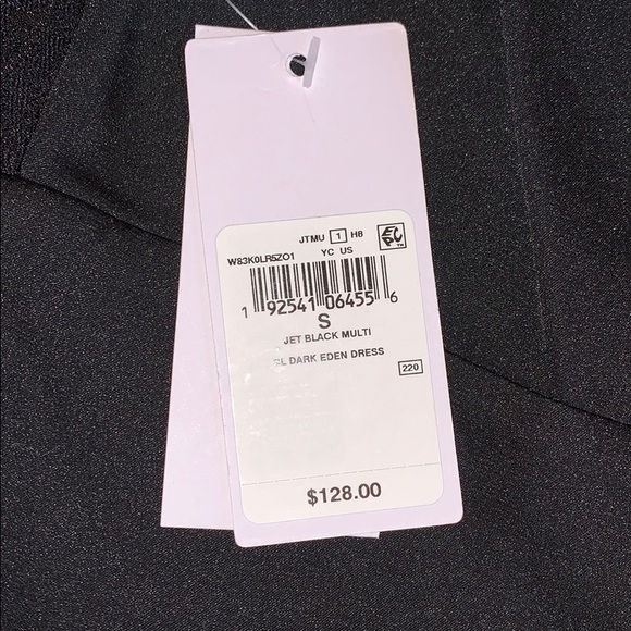 Beautiful lace/floral dress - Picture 4 of 4